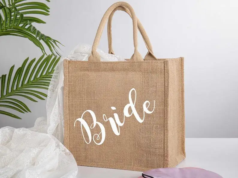 Personalized Burlap Tote Bag Wedding Favors Bridesmaid Gift Custom Jute Bag Beach Bag Mother of Bride Bridesmaid Proposal Bag